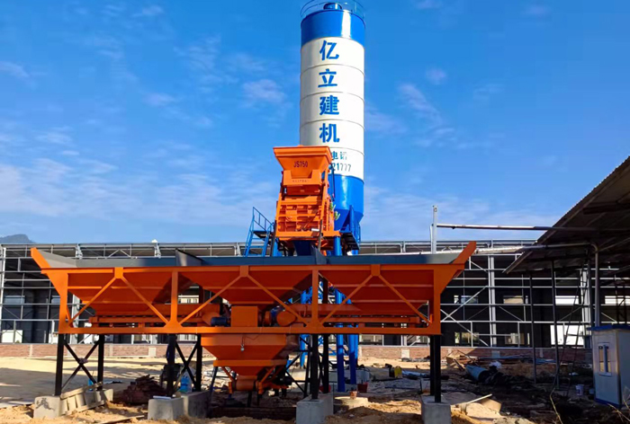 混凝土攪拌站設備50型詳細介紹_新型hzs50攪拌站設備(圖文)